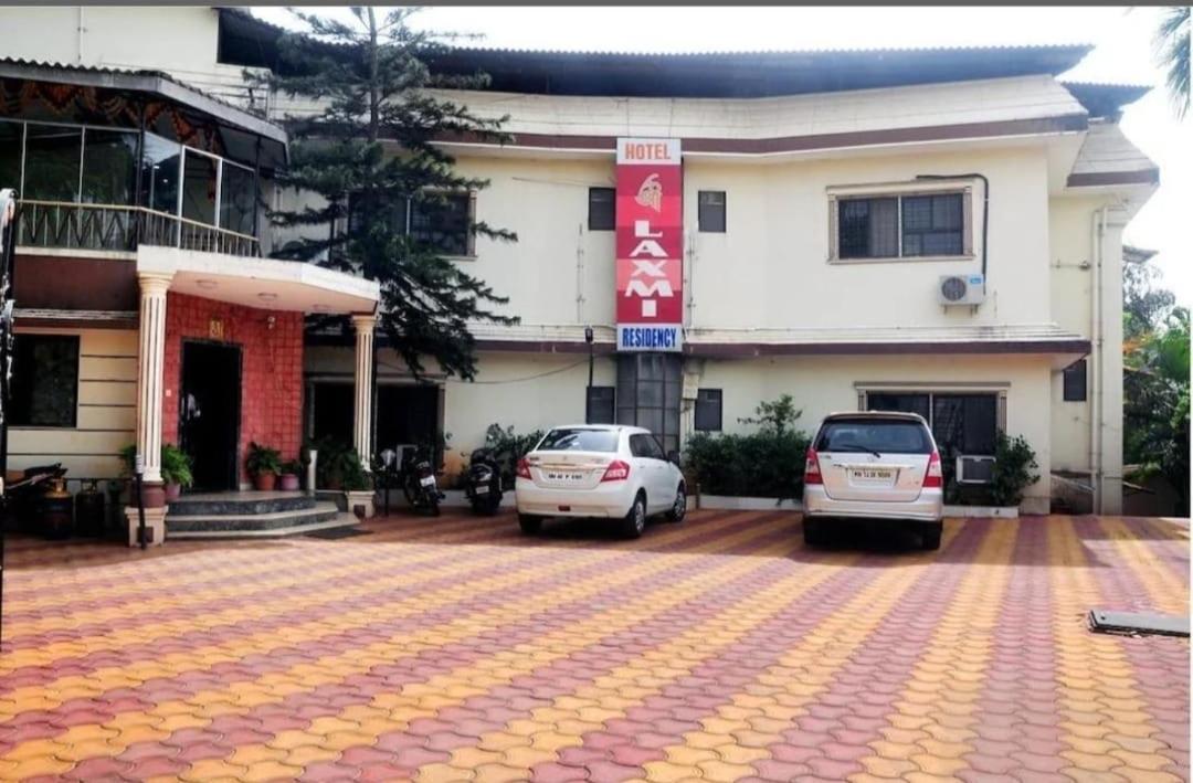Hotel Laxmi Residency Лонавала Экстерьер фото